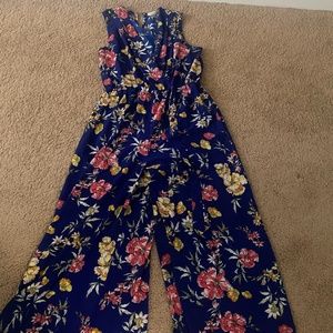 Floral v neck jumpsuit